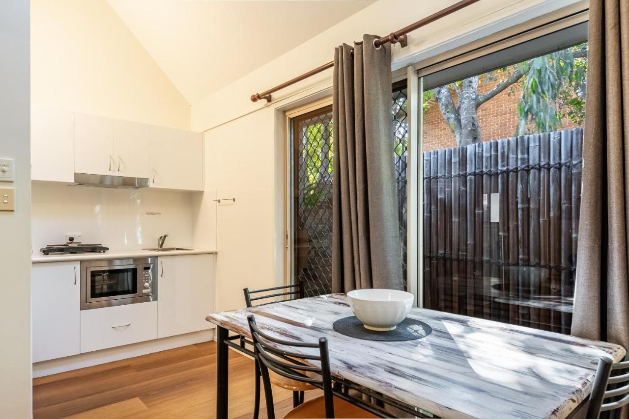 Byron Central Apartments Byron Bay Ngoại thất bức ảnh